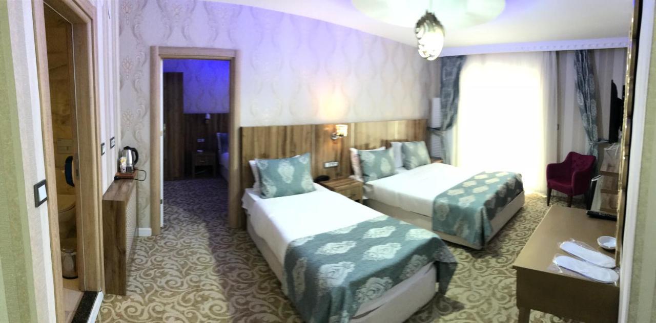 Crystall Hotel Ван Екстериор снимка