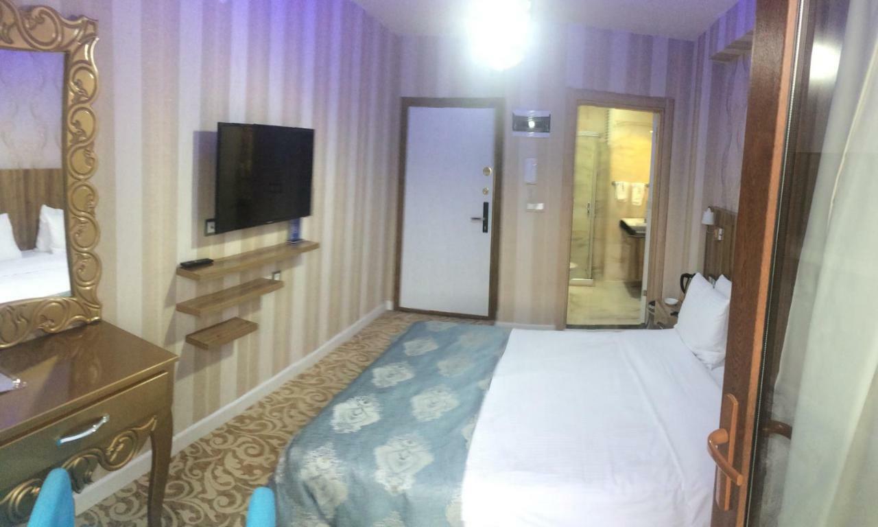 Crystall Hotel Ван Екстериор снимка